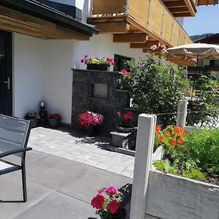 D'hoamatliab Bed & Breakfast *