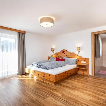 D'hoamatliab Bed & Breakfast Flachau